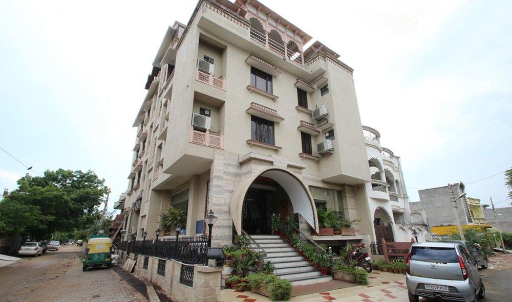 Oyo Flagship Hotel Rudra Palace Agra  Zewnętrze zdjęcie