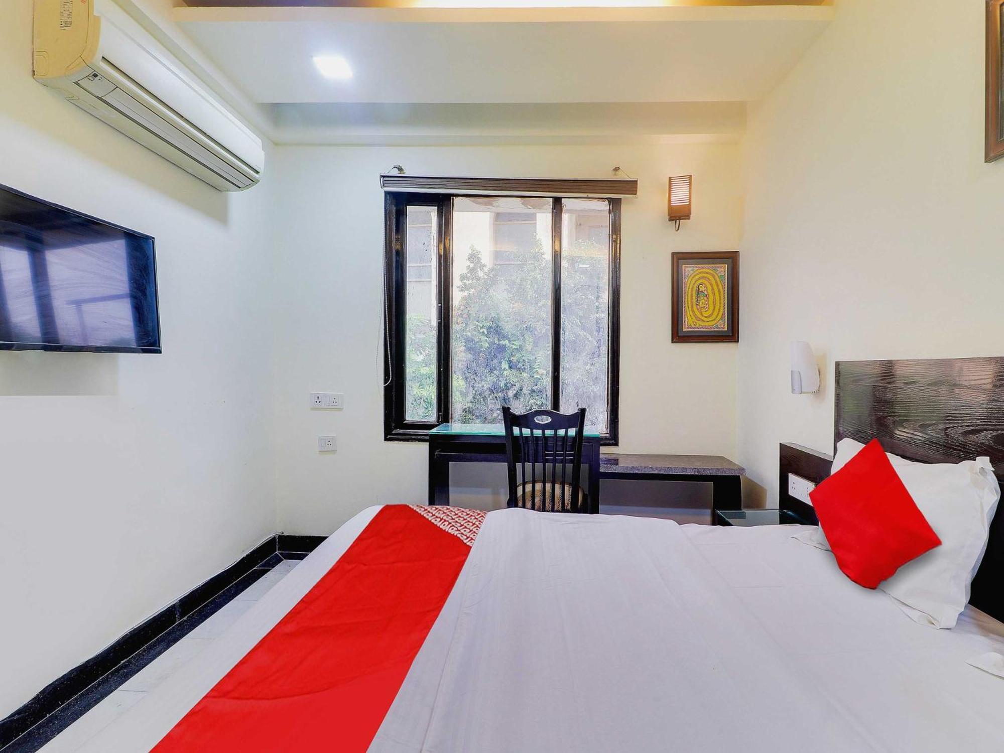 Oyo Flagship Hotel Rudra Palace Agra  Zewnętrze zdjęcie