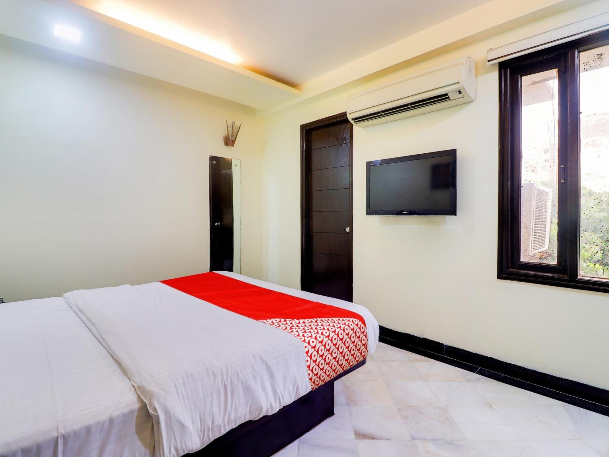 Oyo Flagship Hotel Rudra Palace Agra  Zewnętrze zdjęcie