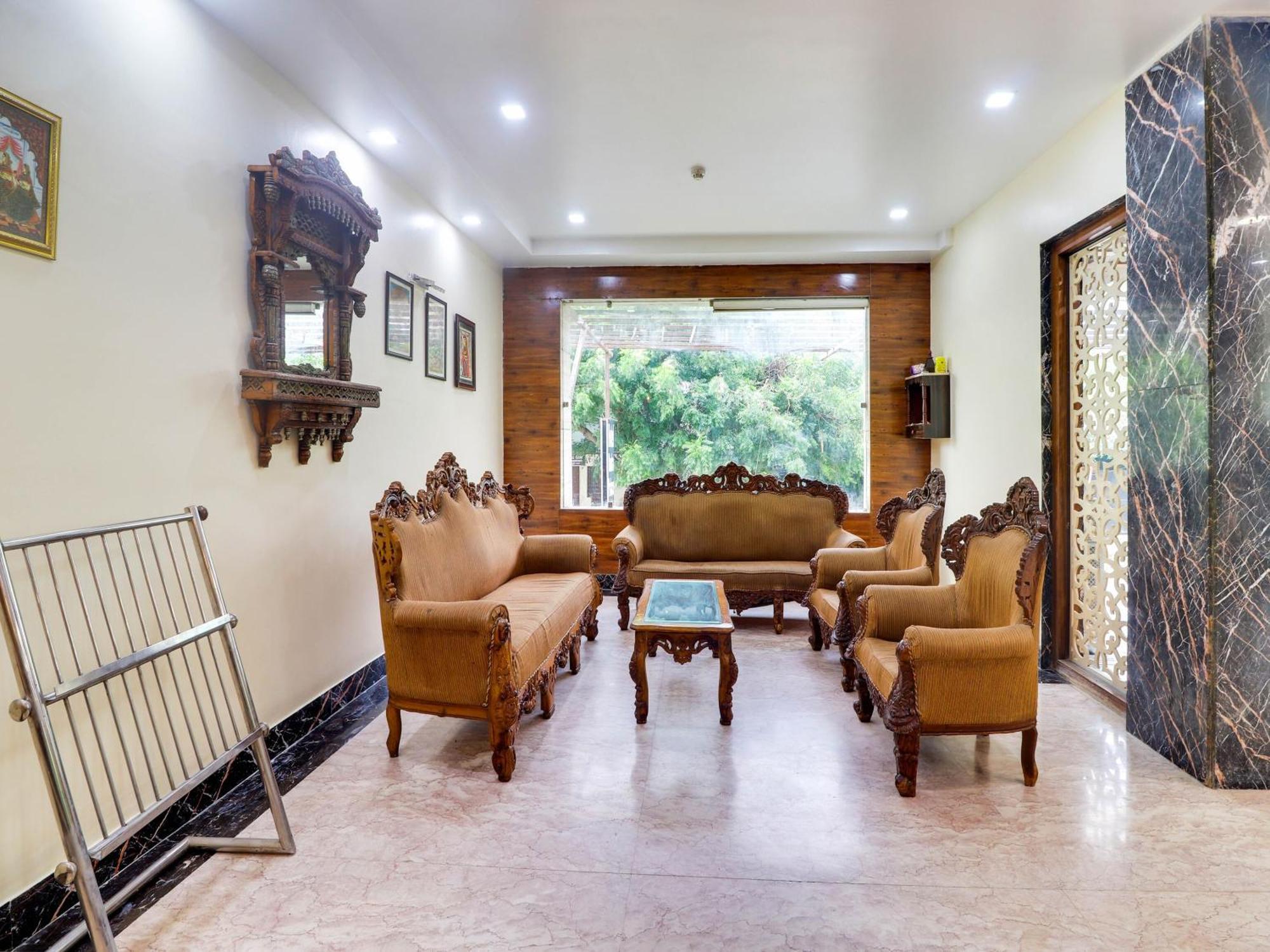 Oyo Flagship Hotel Rudra Palace Agra  Zewnętrze zdjęcie