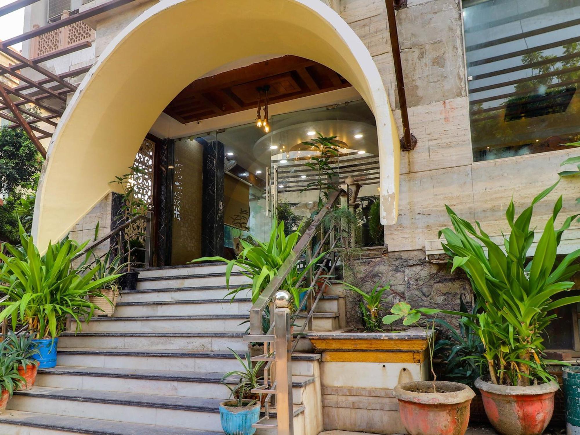 Oyo Flagship Hotel Rudra Palace Agra  Zewnętrze zdjęcie
