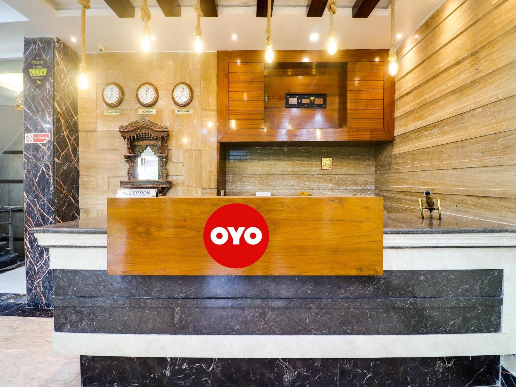 Oyo Flagship Hotel Rudra Palace Agra  Zewnętrze zdjęcie