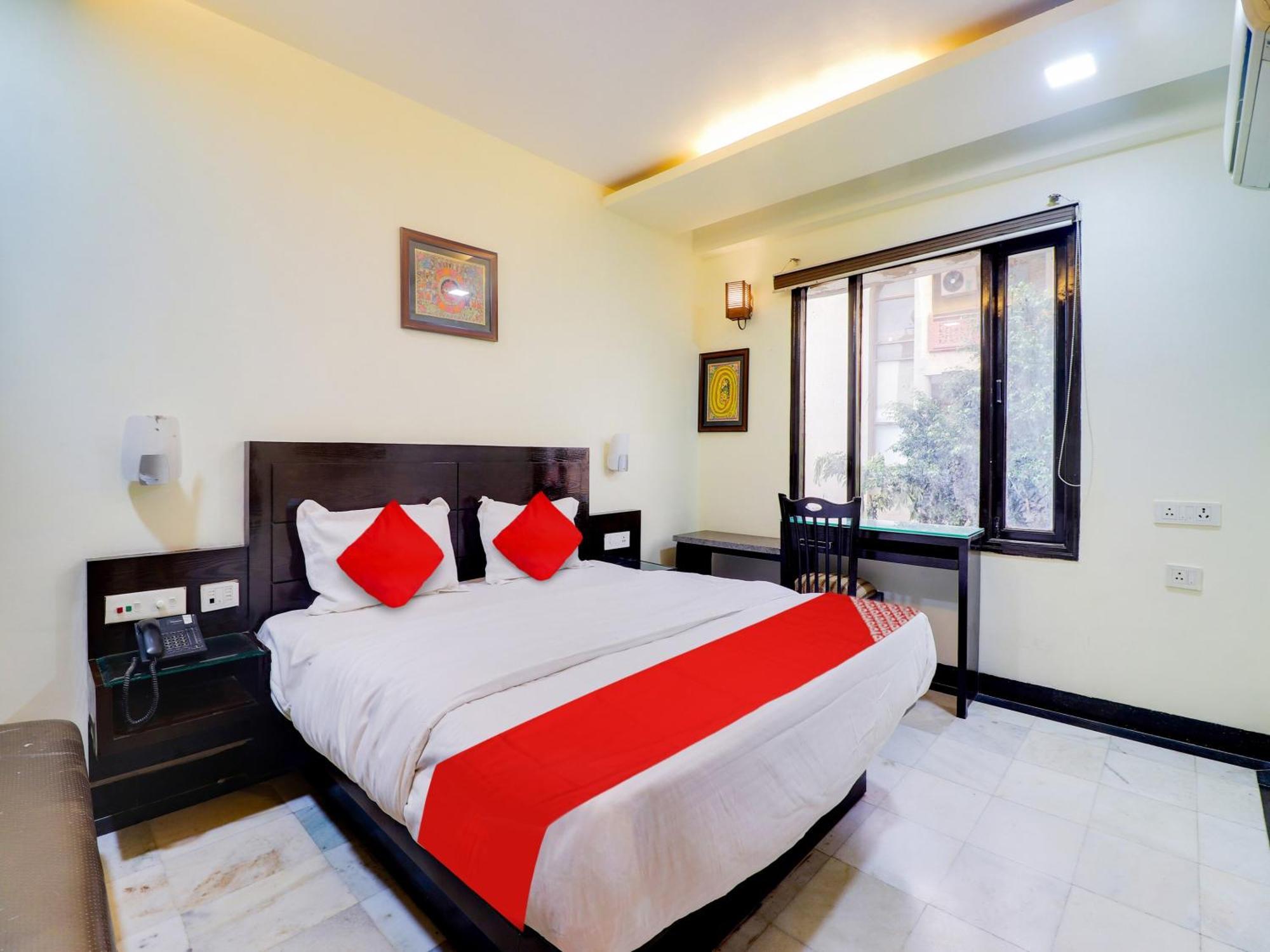 Oyo Flagship Hotel Rudra Palace Agra  Zewnętrze zdjęcie
