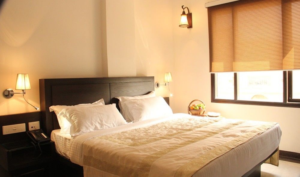 Oyo Flagship Hotel Rudra Palace Agra  Zewnętrze zdjęcie