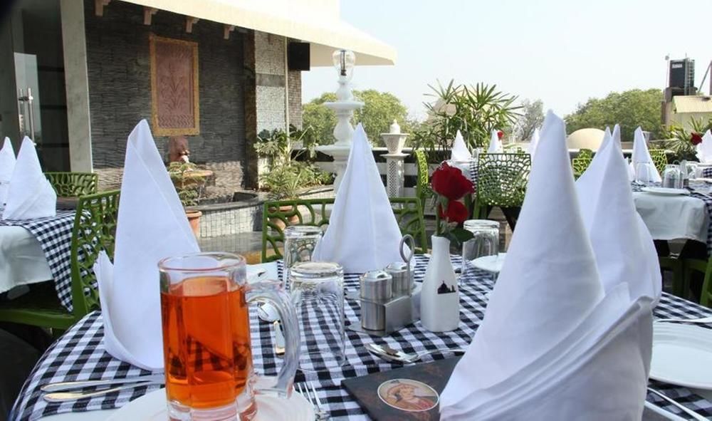 Oyo Flagship Hotel Rudra Palace Agra  Zewnętrze zdjęcie